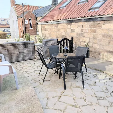 Finest Retreats - Tenby Whitby