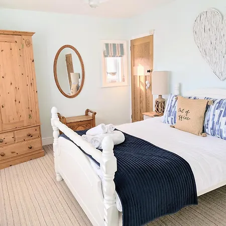 Finest Retreats - Tenby * ويتبي